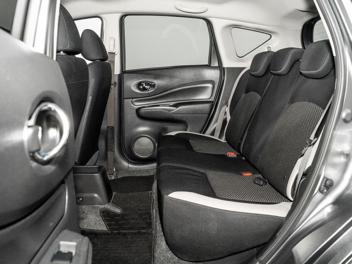 Nissan Note 2018 - фото автомобиля