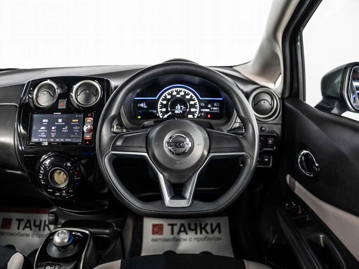 Nissan Note 2018 - фото автомобиля