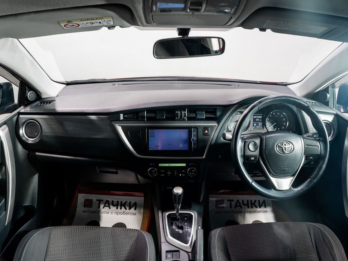 Toyota Auris 2014 - фото автомобиля