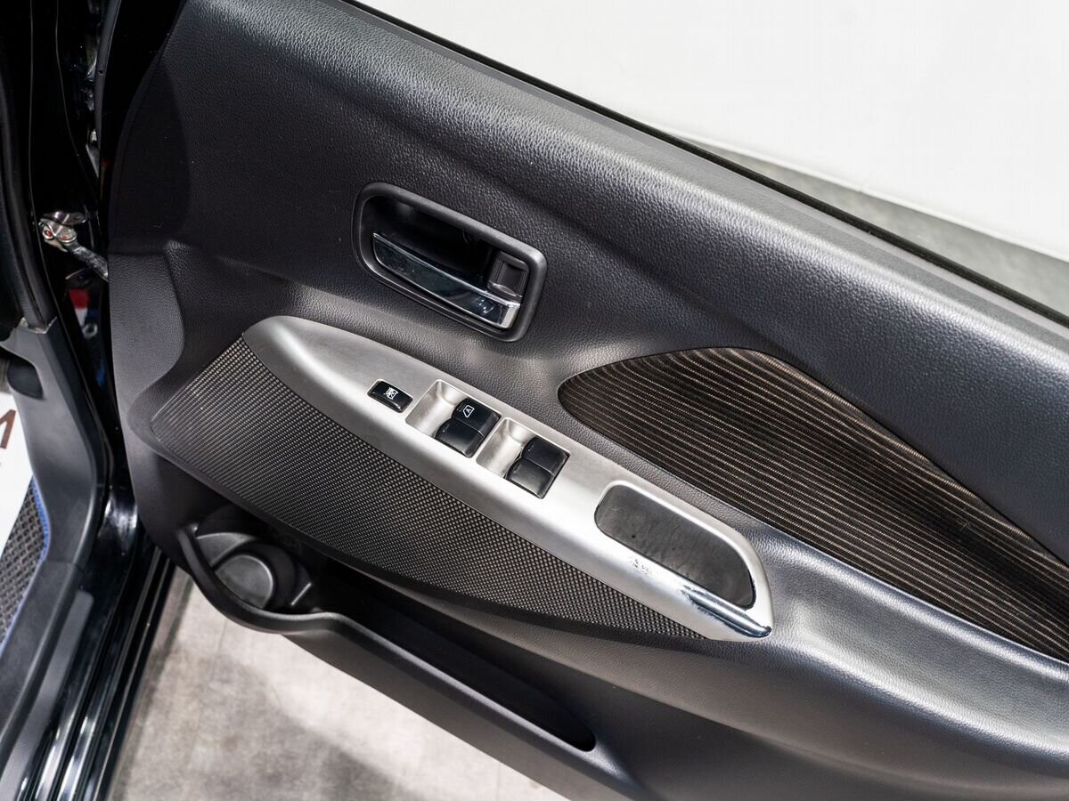 Mitsubishi ek Custom 2013 - фото автомобиля