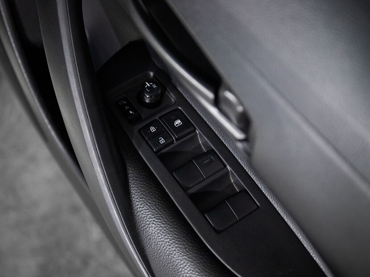 Toyota Corolla 2019 - фото автомобиля