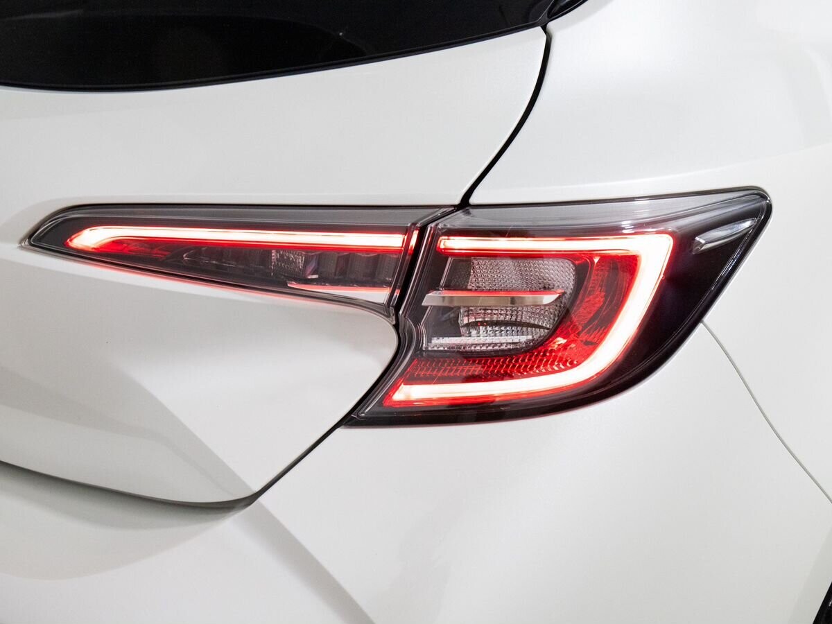 Toyota Corolla 2019 - фото автомобиля