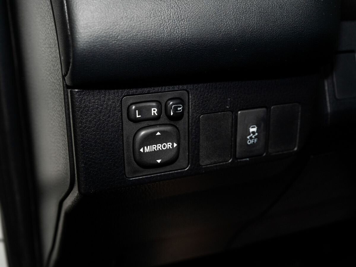 Toyota RAV4 2014 - фото автомобиля