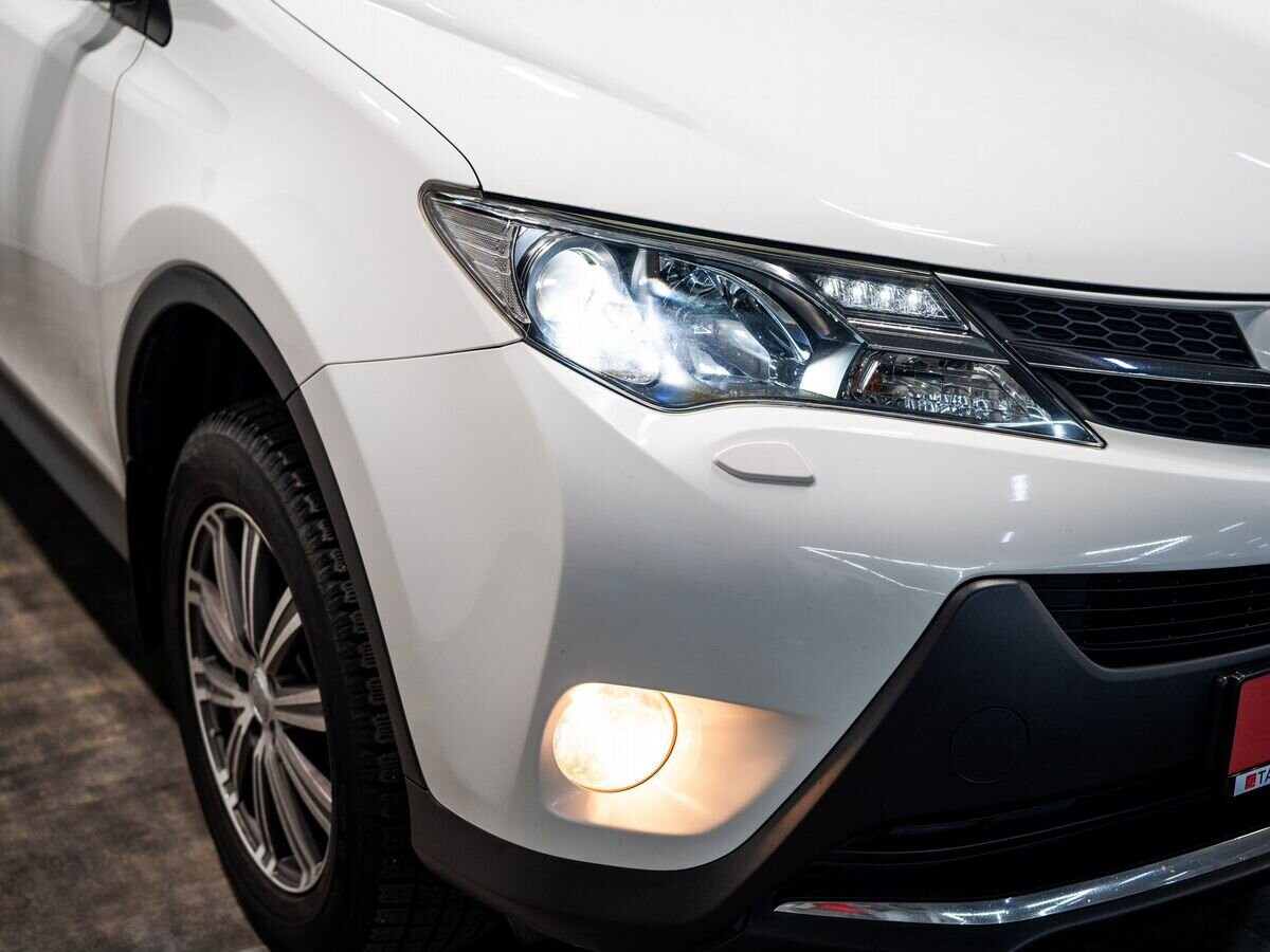 Toyota RAV4 2014 - фото автомобиля