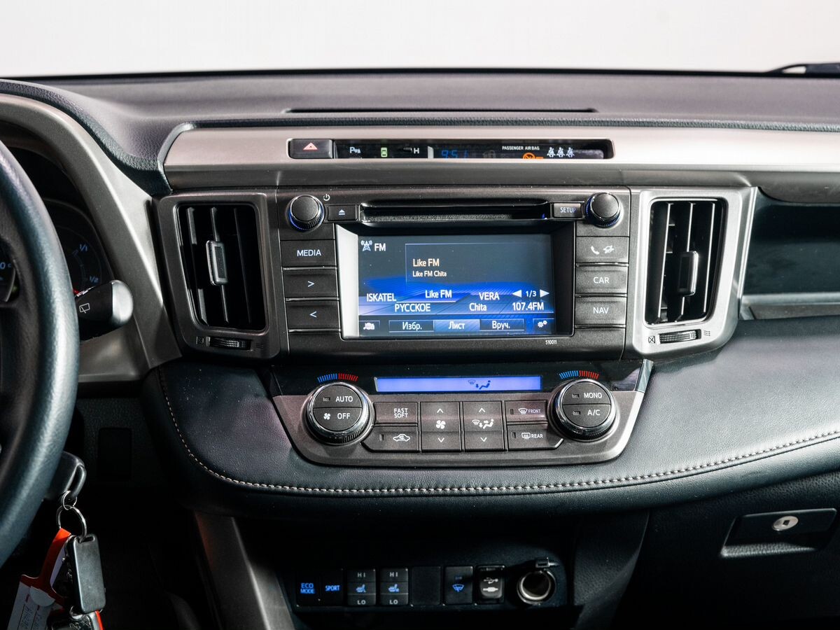 Toyota RAV4 2014 - фото автомобиля