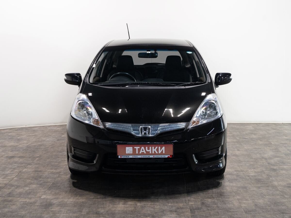 Honda Fit Shuttle 2011 - фото автомобиля