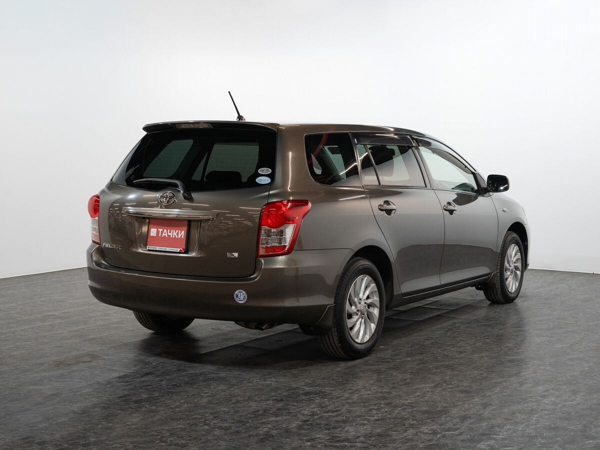 Toyota Corolla Fielder 2010 - фото автомобиля