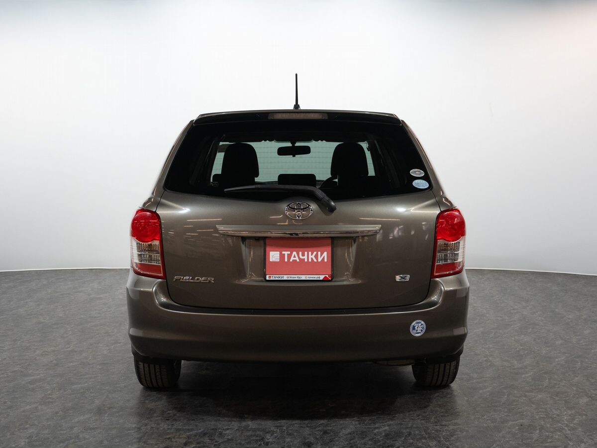 Toyota Corolla Fielder 2010 - фото автомобиля