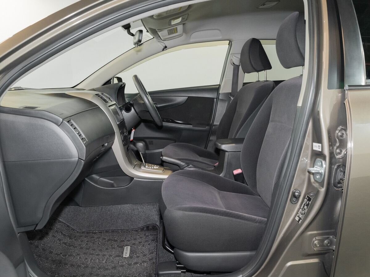 Toyota Corolla Fielder 2010 - фото автомобиля
