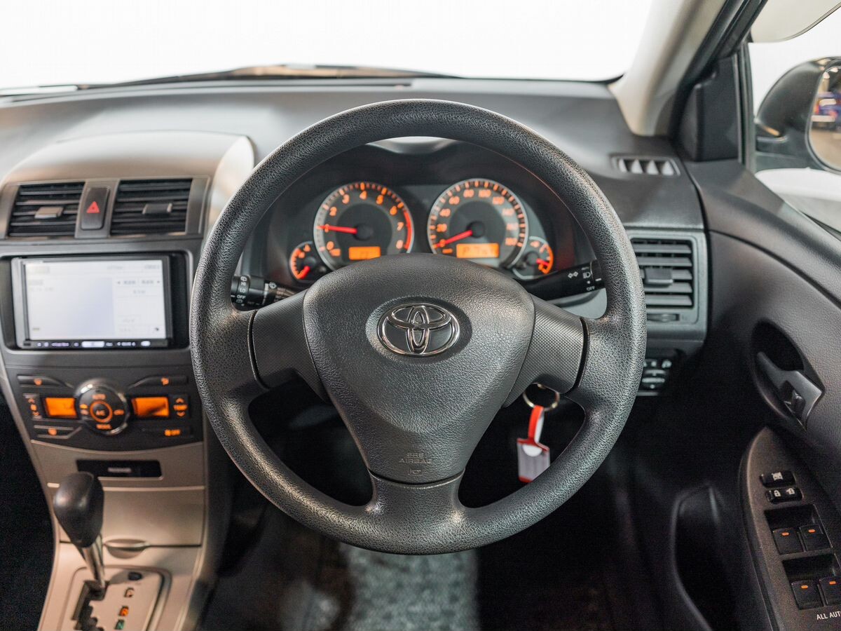 Toyota Corolla Fielder 2010 - фото автомобиля