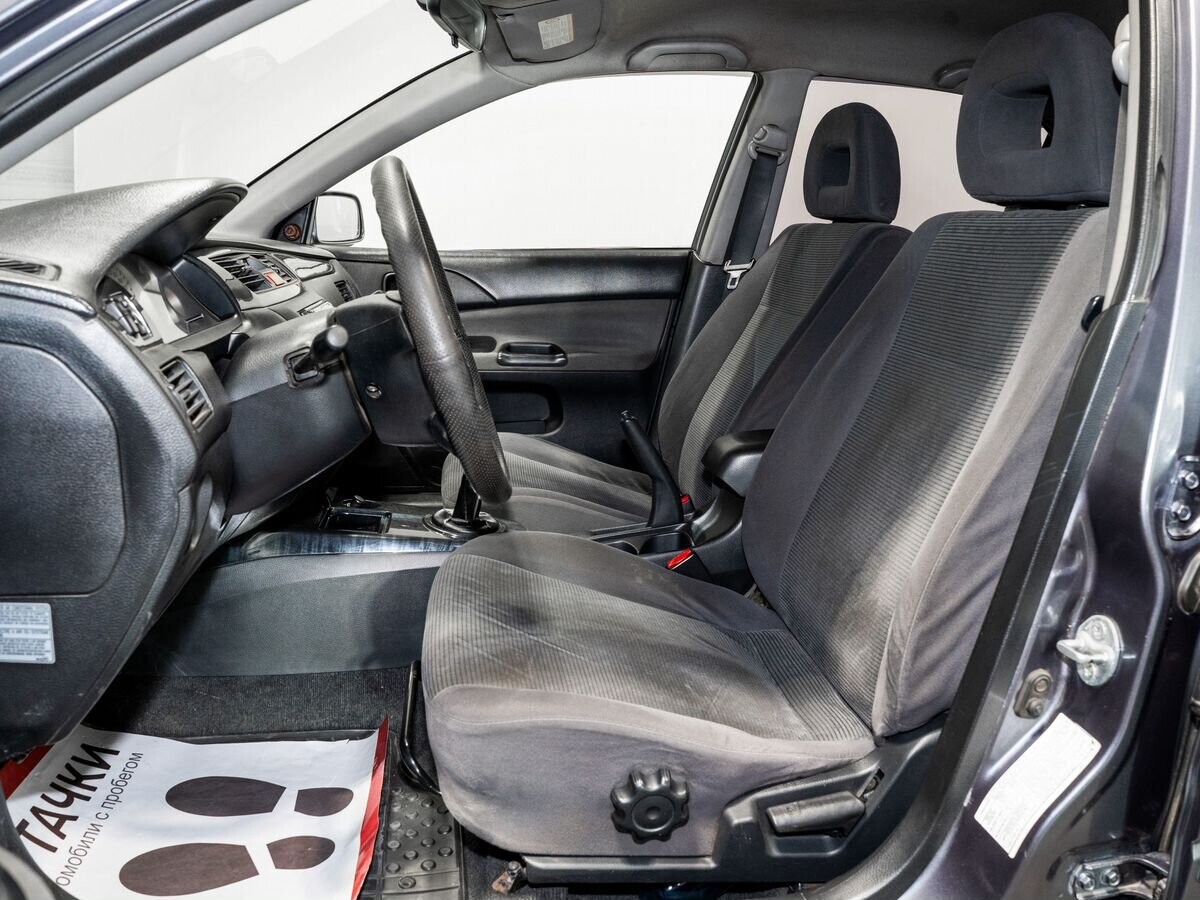 Mitsubishi Lancer 2004 - фото автомобиля