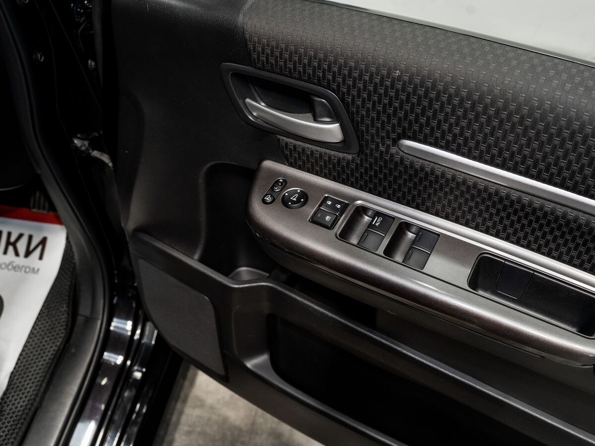 Honda Stepwgn 2018 - фото автомобиля