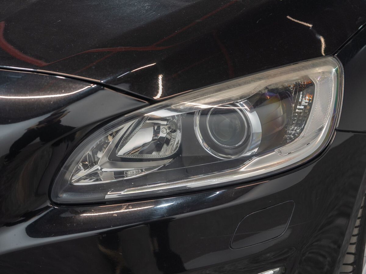 Volvo V60 2015 - фото автомобиля