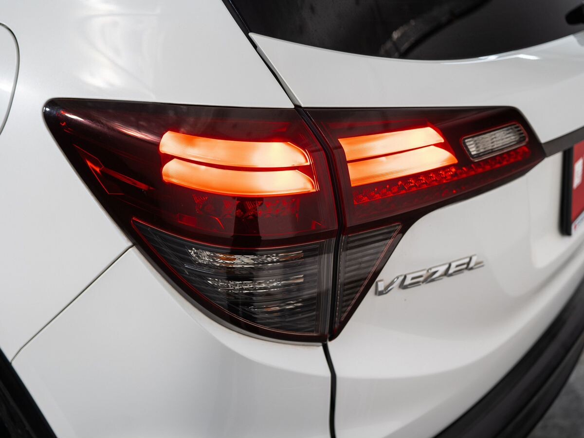 Honda Vezel 2018 - фото автомобиля
