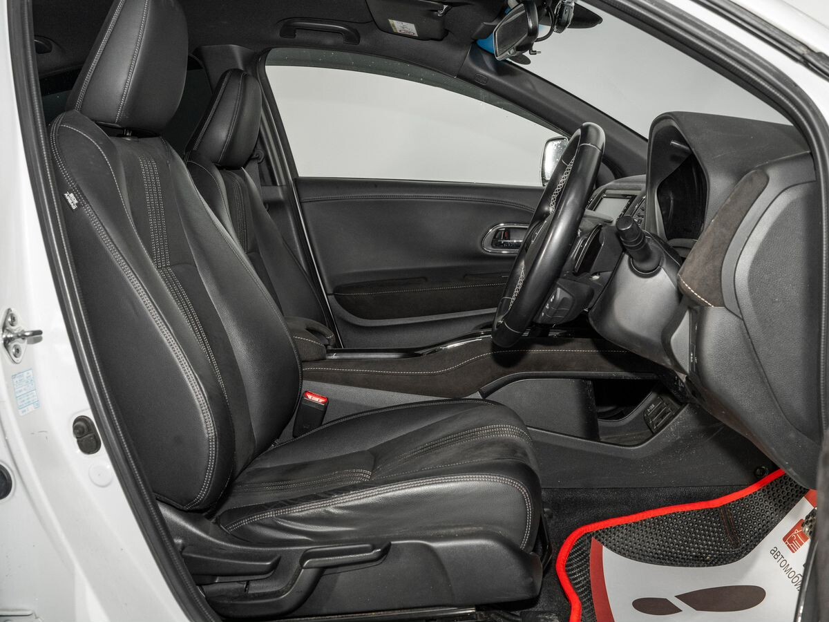 Honda Vezel 2018 - фото автомобиля