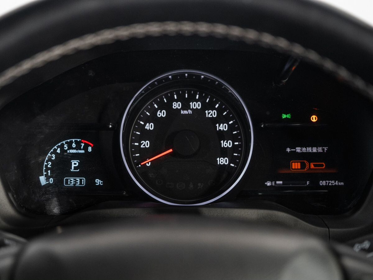 Honda Vezel 2018 - фото автомобиля