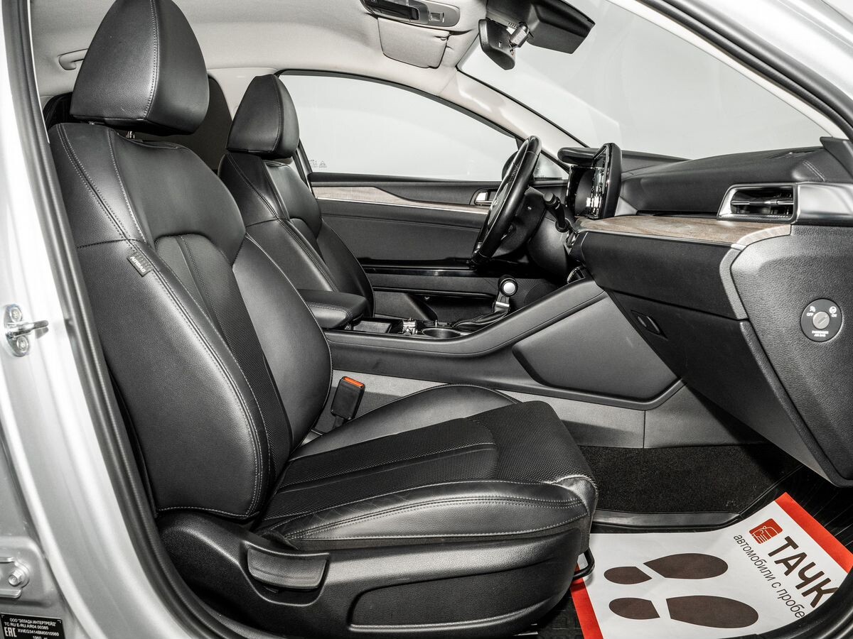 Kia K5 2021 - фото автомобиля