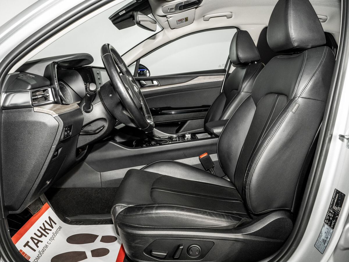 Kia K5 2021 - фото автомобиля