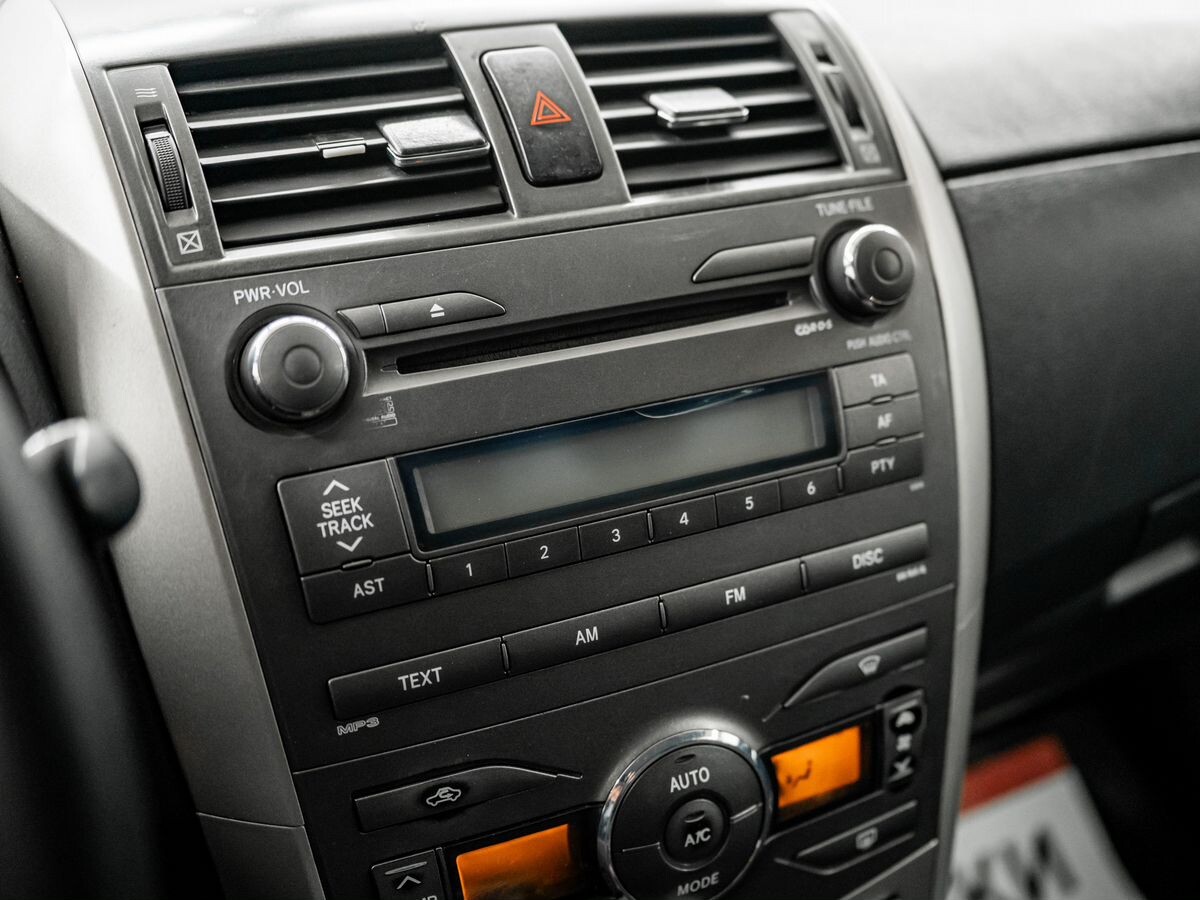 Toyota Corolla 2007 - фото автомобиля