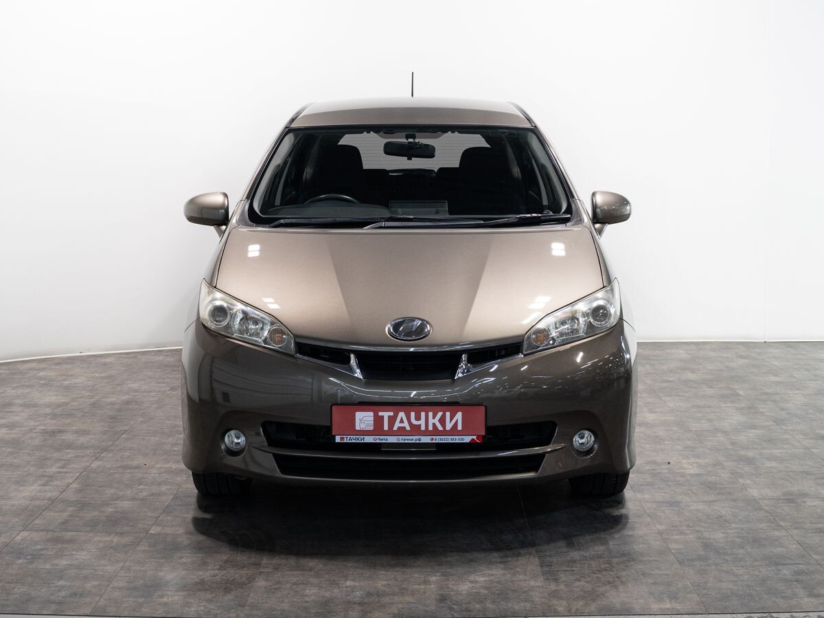 Toyota Wish 2009 - фото автомобиля