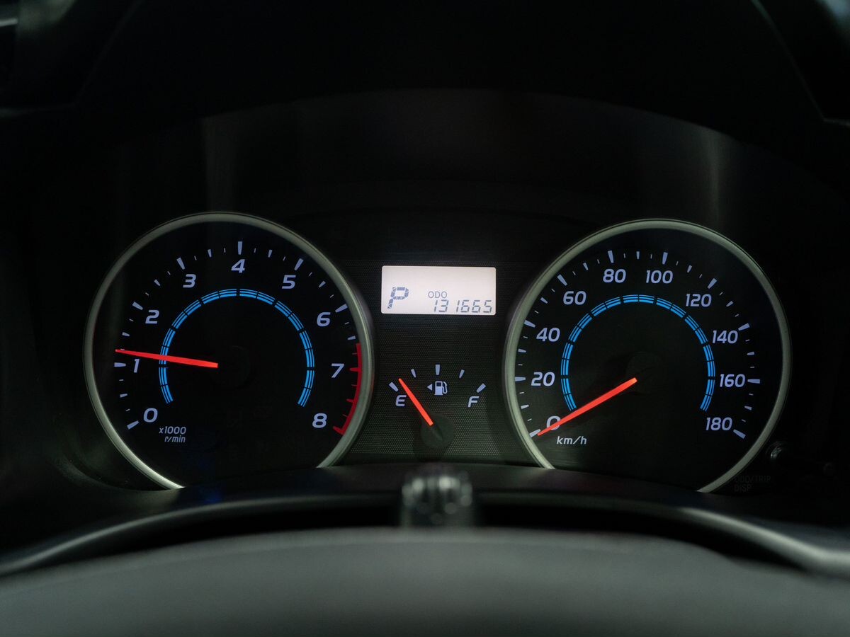 Toyota Wish 2009 - фото автомобиля