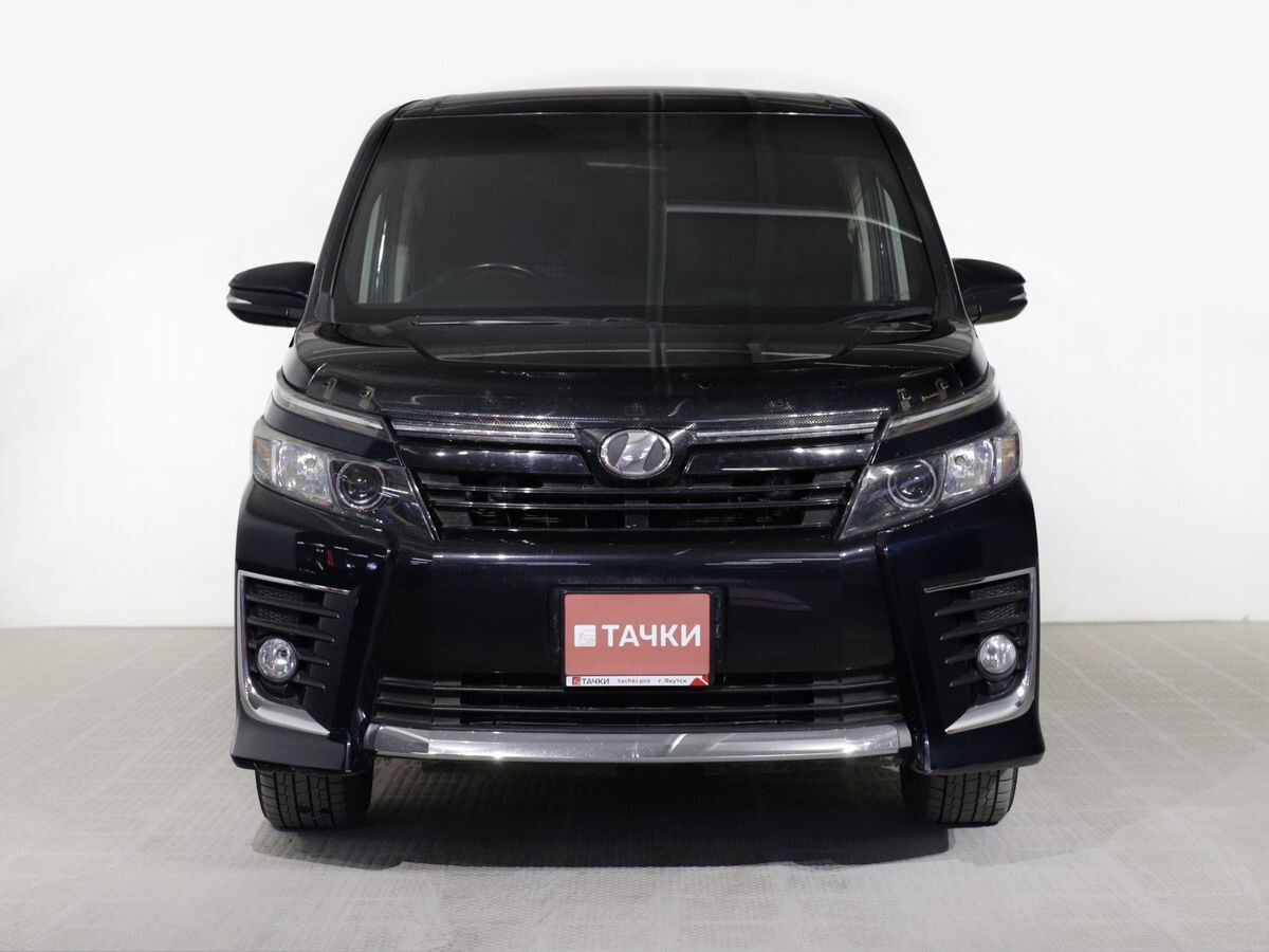 Toyota Voxy 2014 - фото автомобиля