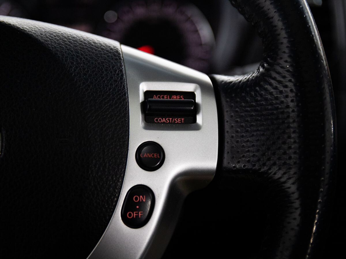 Nissan X-Trail 2012 - фото автомобиля