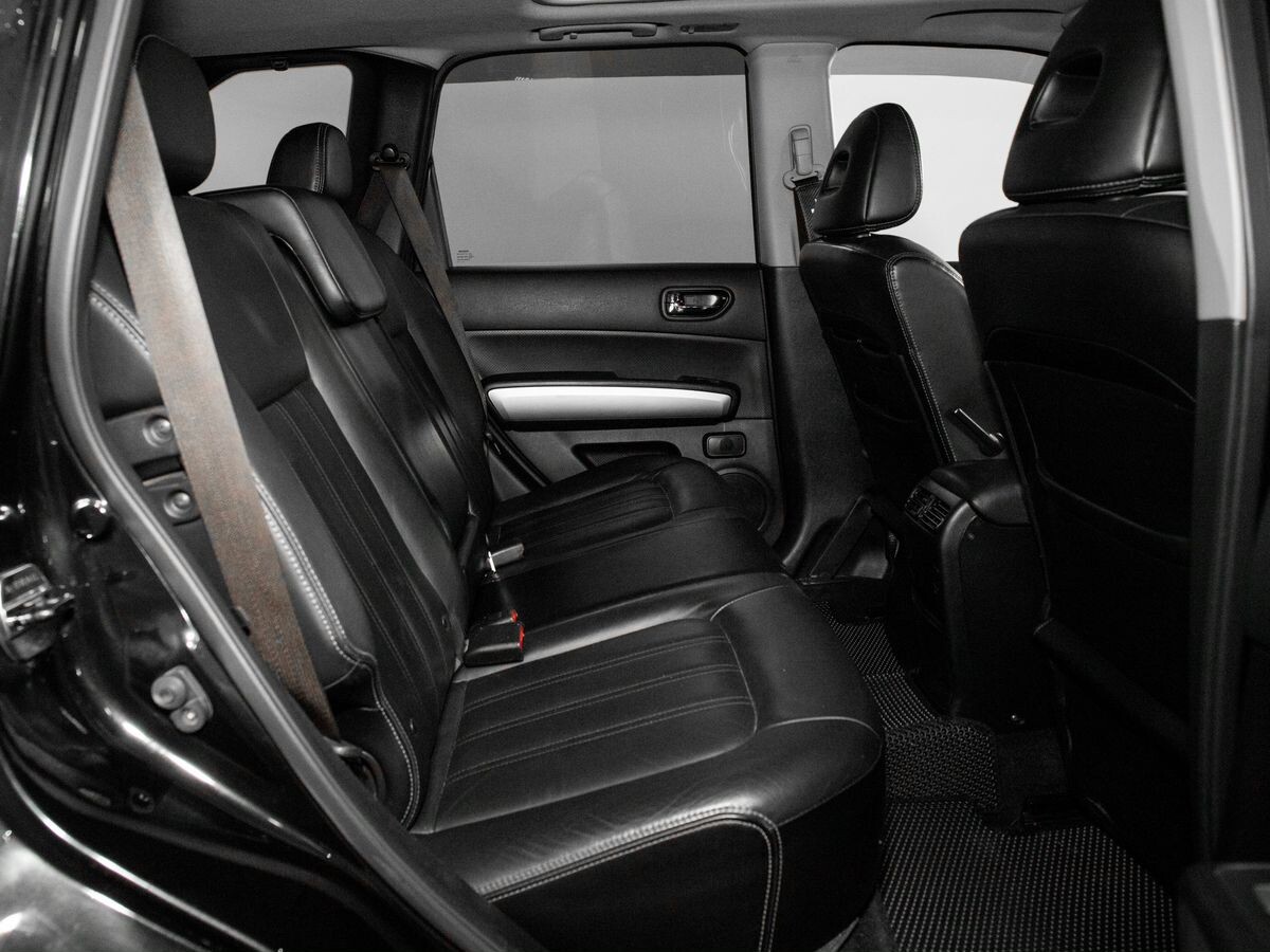 Nissan X-Trail 2012 - фото автомобиля