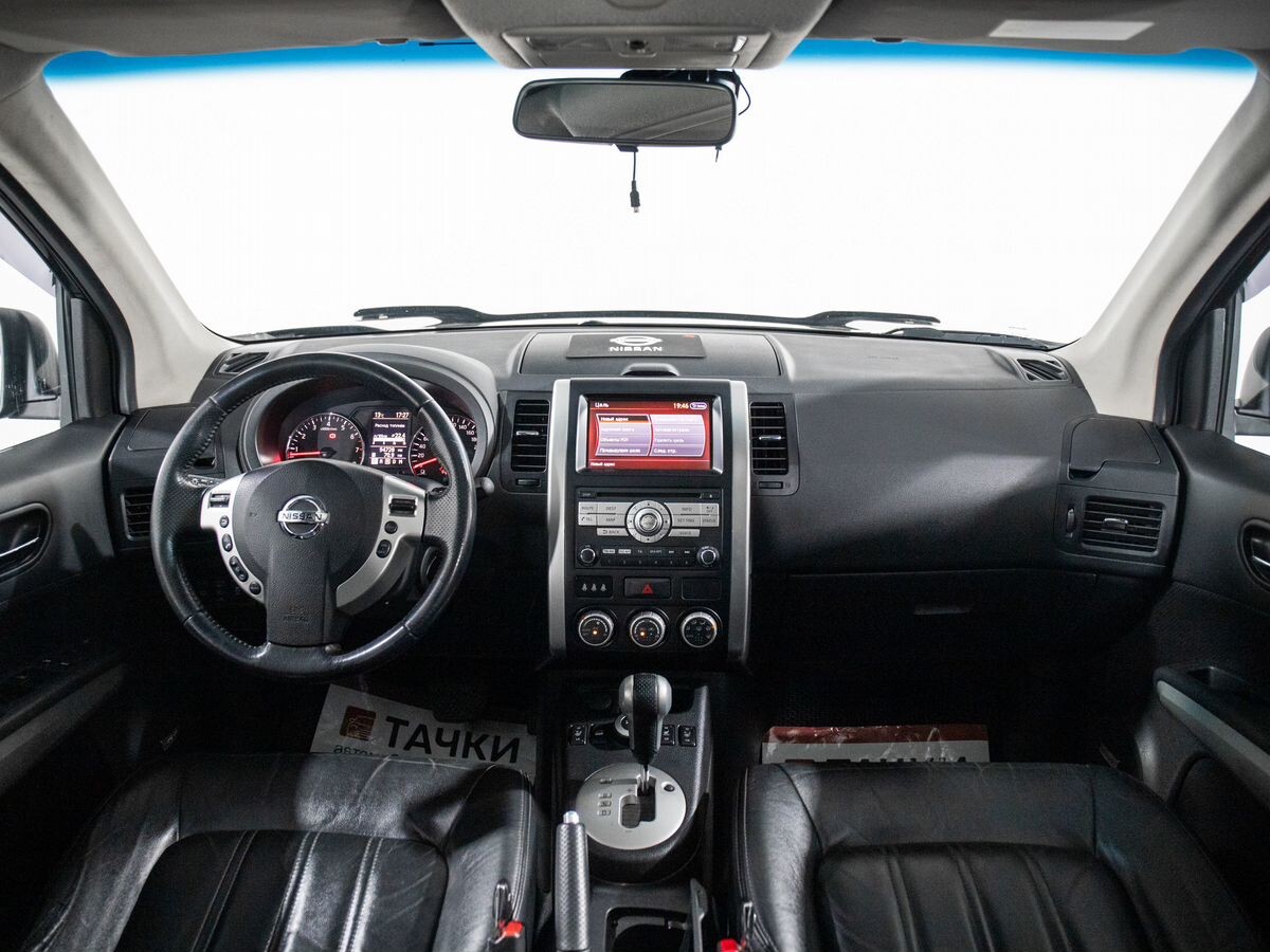 Nissan X-Trail 2012 - фото автомобиля
