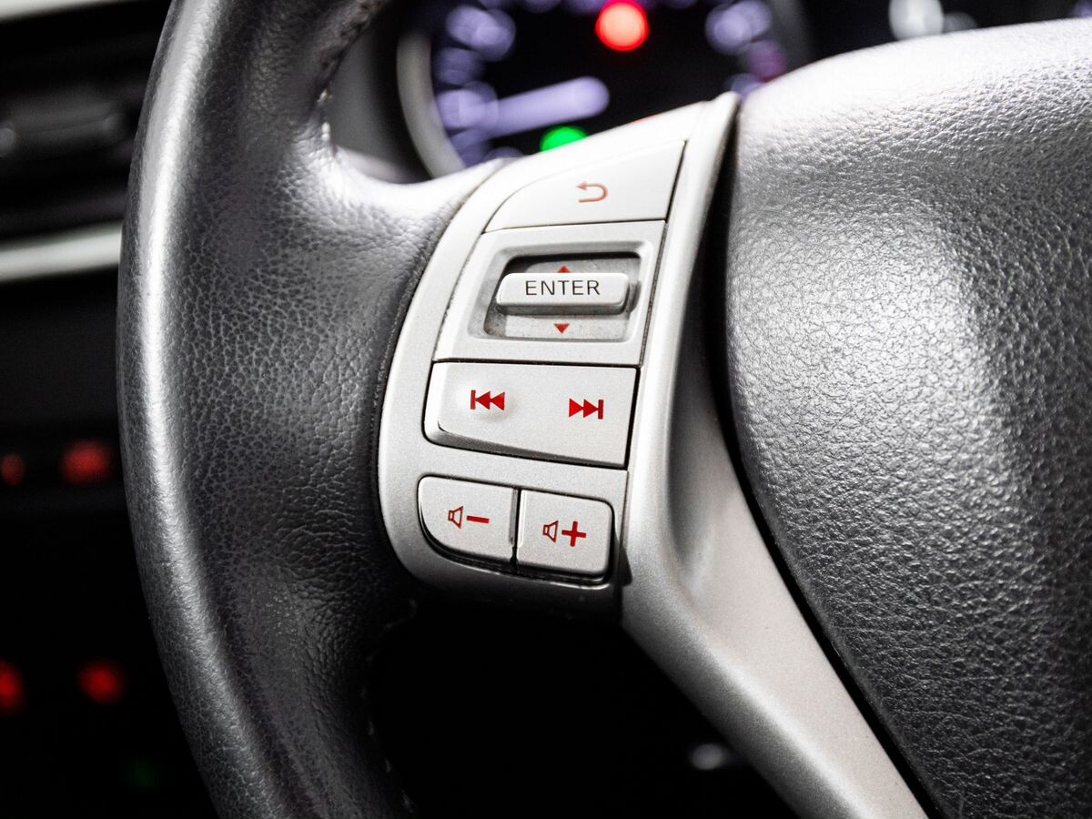 Nissan X-Trail 2015 - фото автомобиля