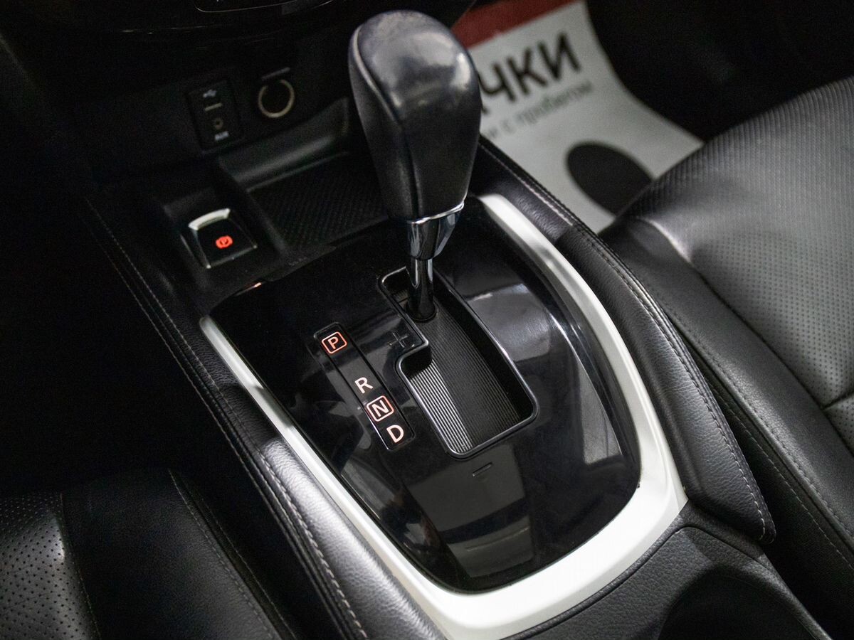 Nissan X-Trail 2015 - фото автомобиля