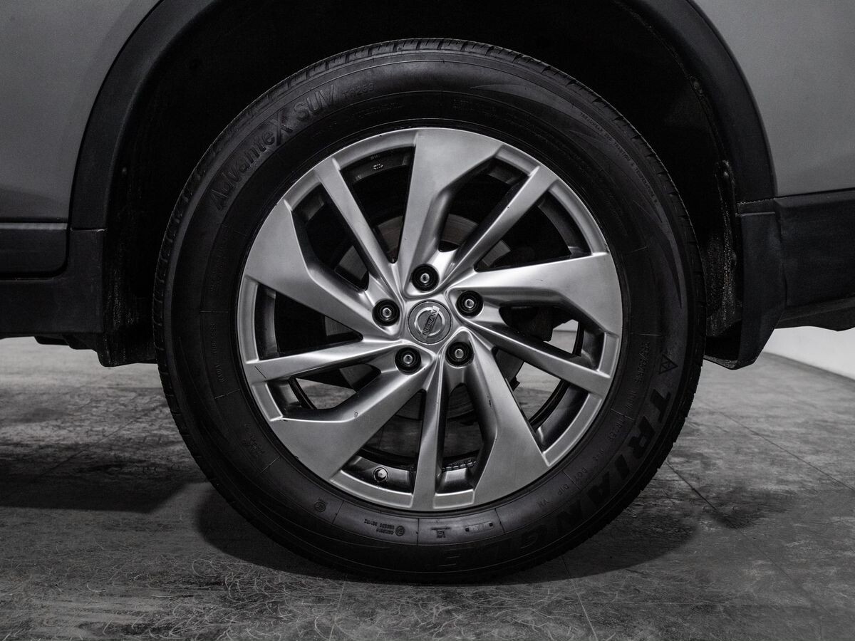 Nissan X-Trail 2015 - фото автомобиля