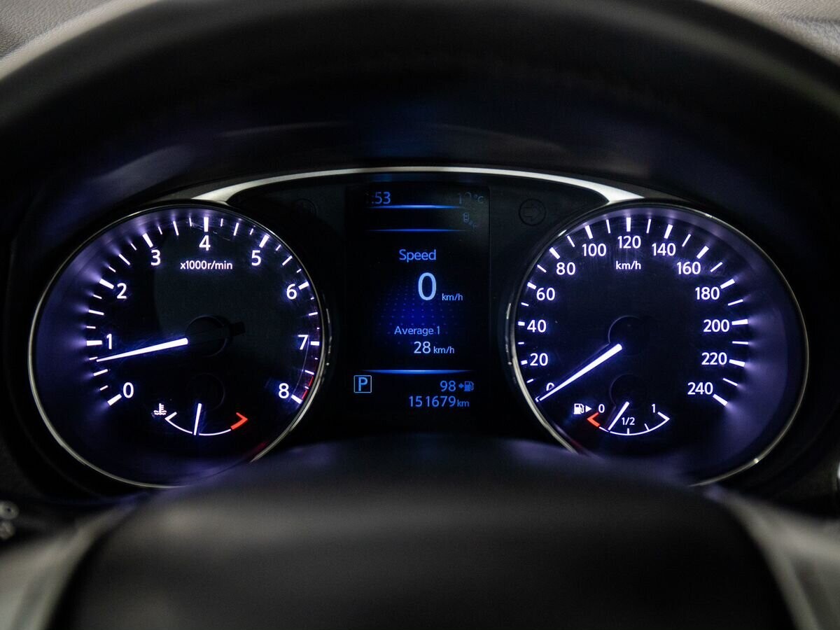 Nissan X-Trail 2015 - фото автомобиля