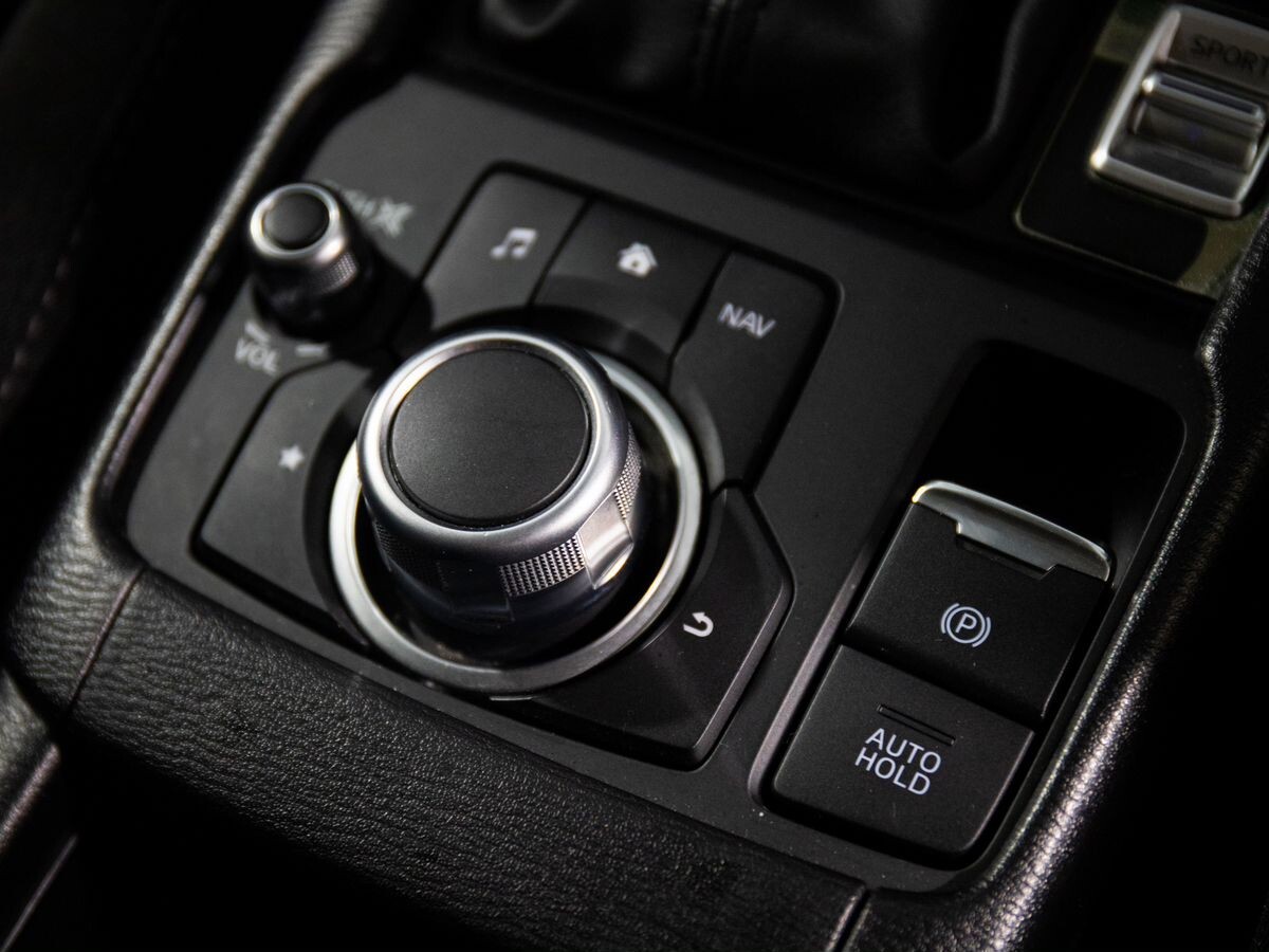 Mazda CX-3 2020 - фото автомобиля