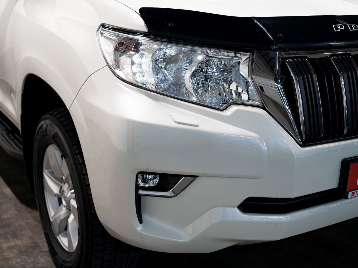 Toyota Land Cruiser Prado 2019 - фото автомобиля