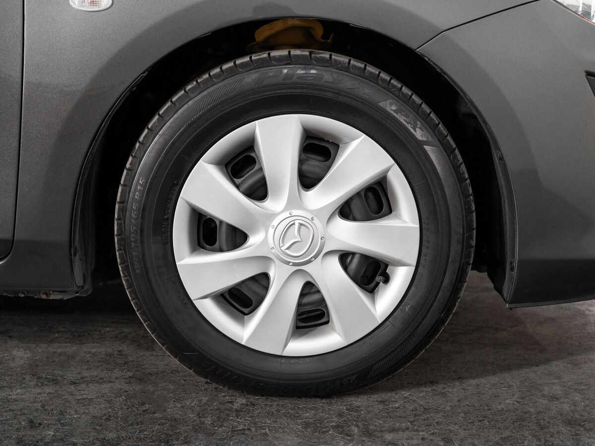 Mazda Axela 2011 - фото автомобиля