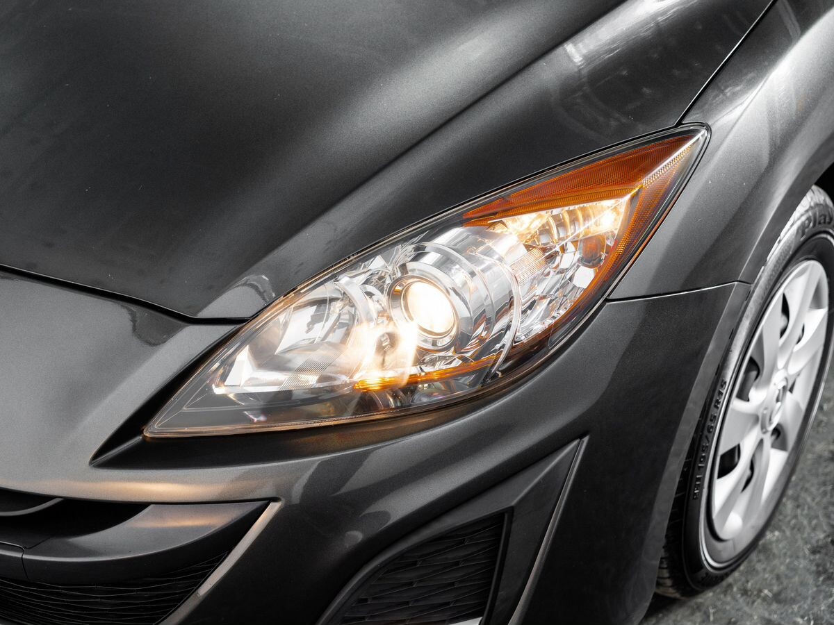 Mazda Axela 2011 - фото автомобиля