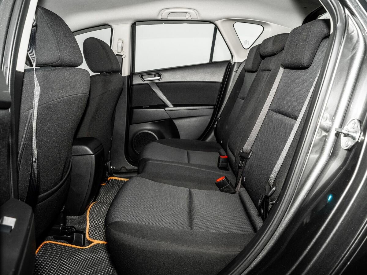 Mazda Axela 2011 - фото автомобиля