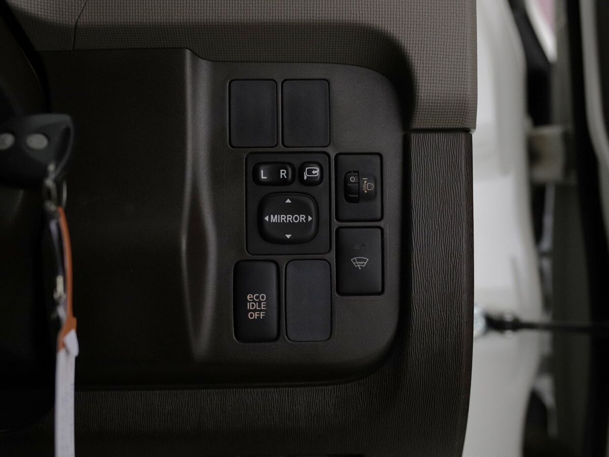 Daihatsu Boon 2015 - фото автомобиля