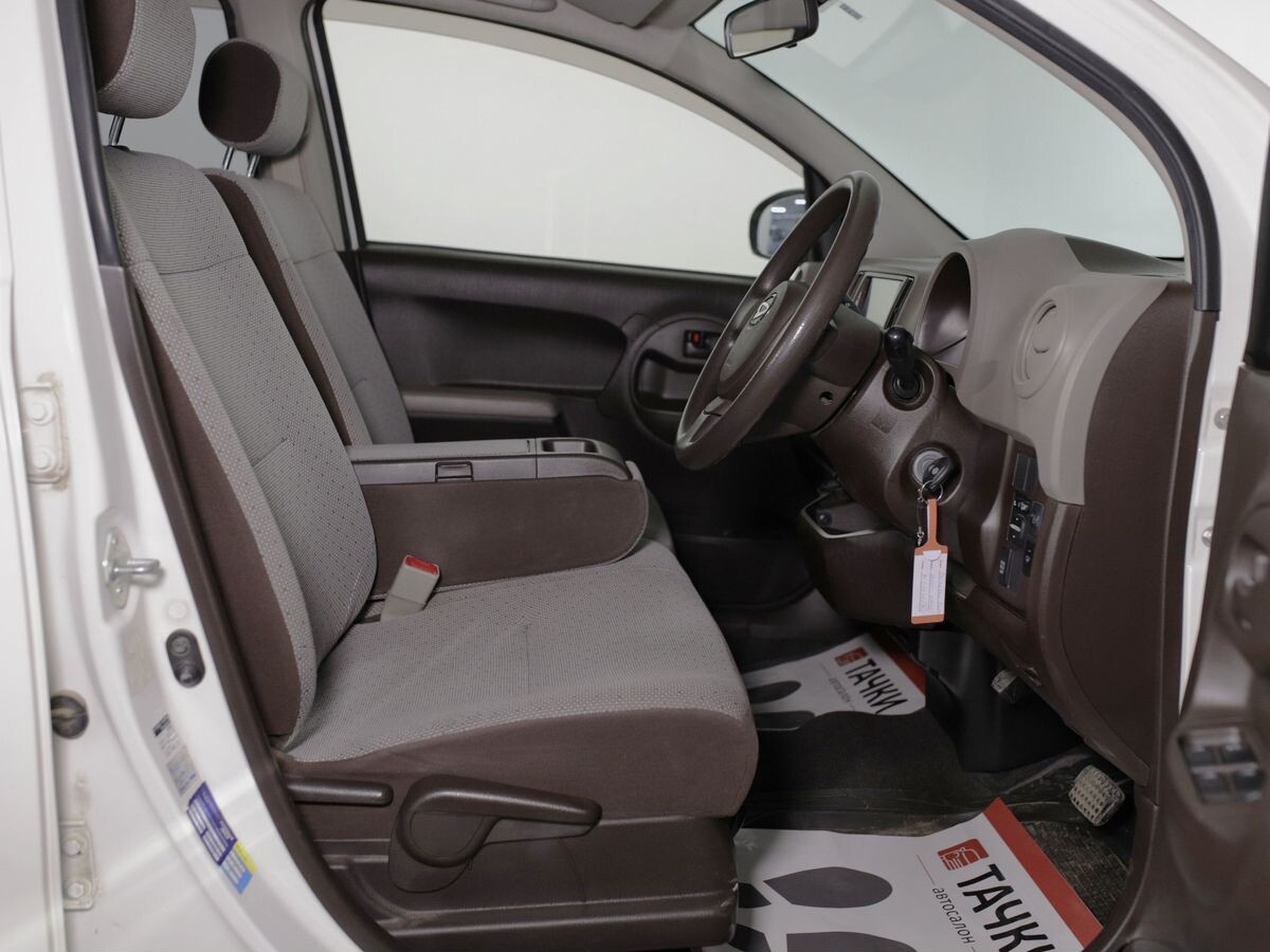Daihatsu Boon 2015 - фото автомобиля