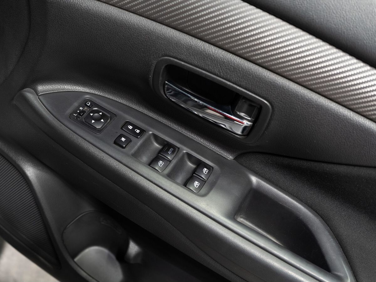 Mitsubishi Outlander 2015 - фото автомобиля