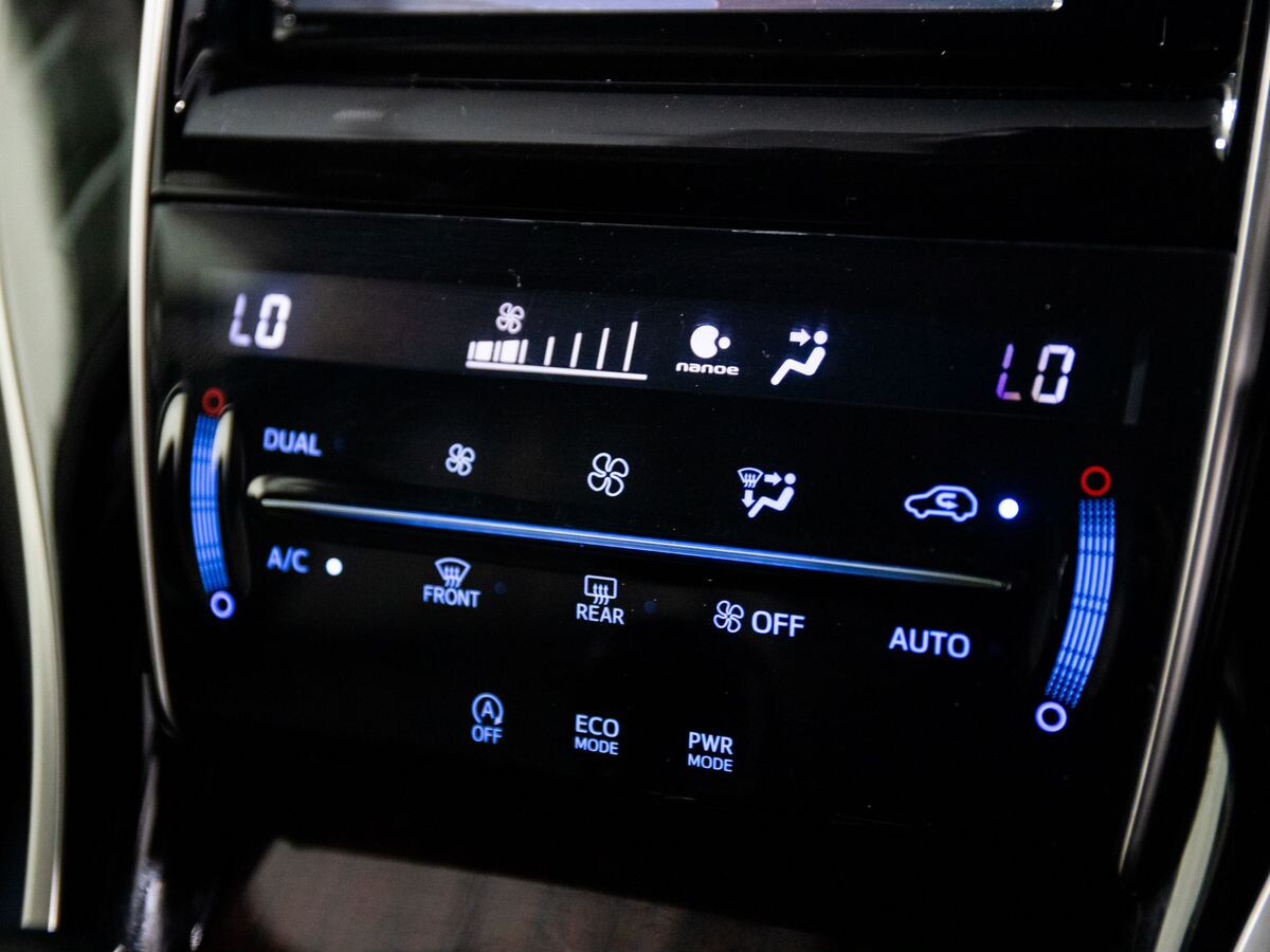 Toyota Harrier 2015 - фото автомобиля