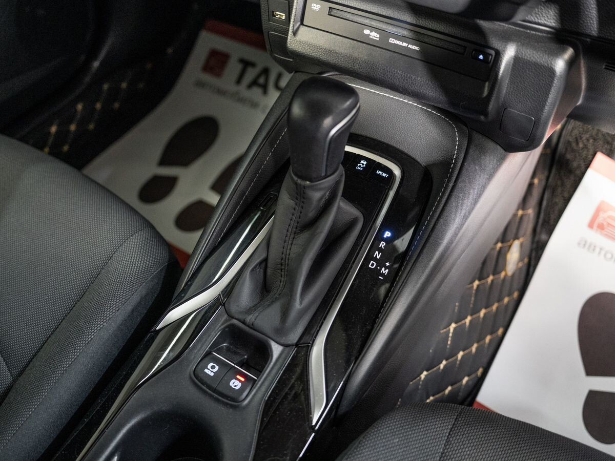Toyota Corolla 2020 - фото автомобиля