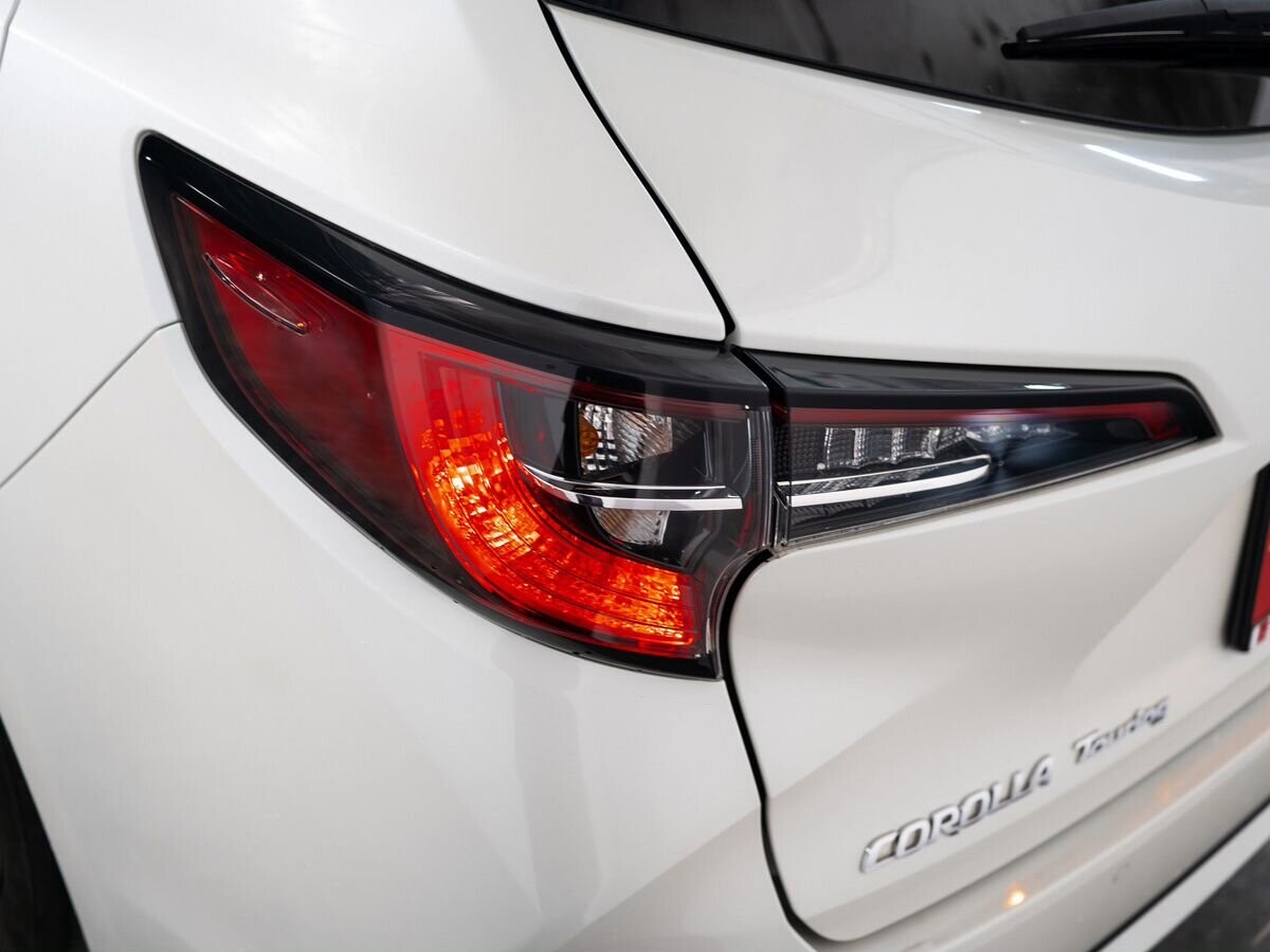 Toyota Corolla 2020 - фото автомобиля