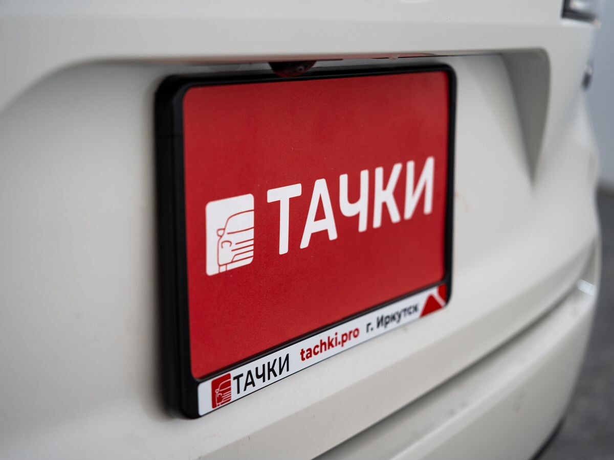 Toyota Corolla 2020 - фото автомобиля