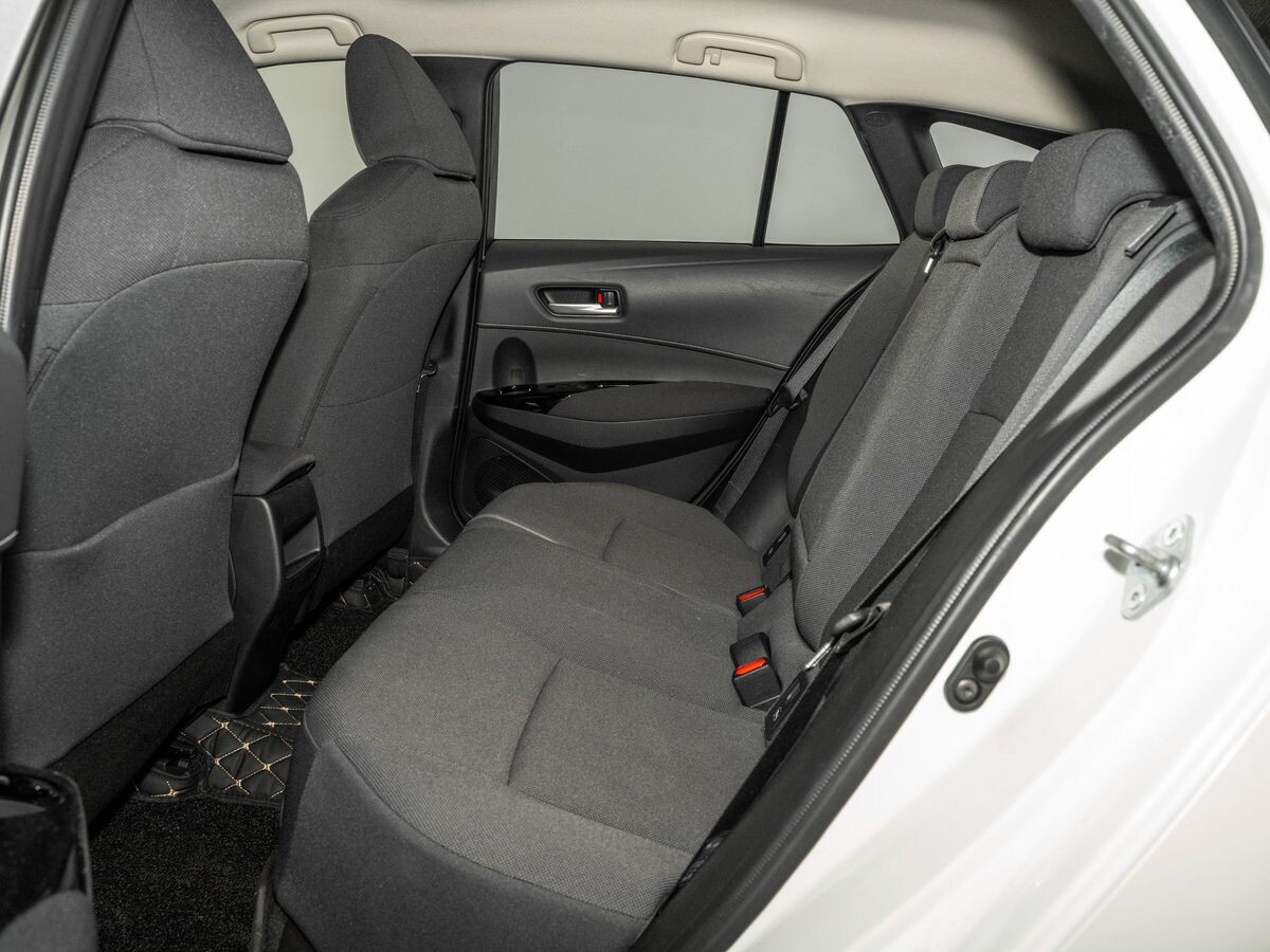 Toyota Corolla 2020 - фото автомобиля