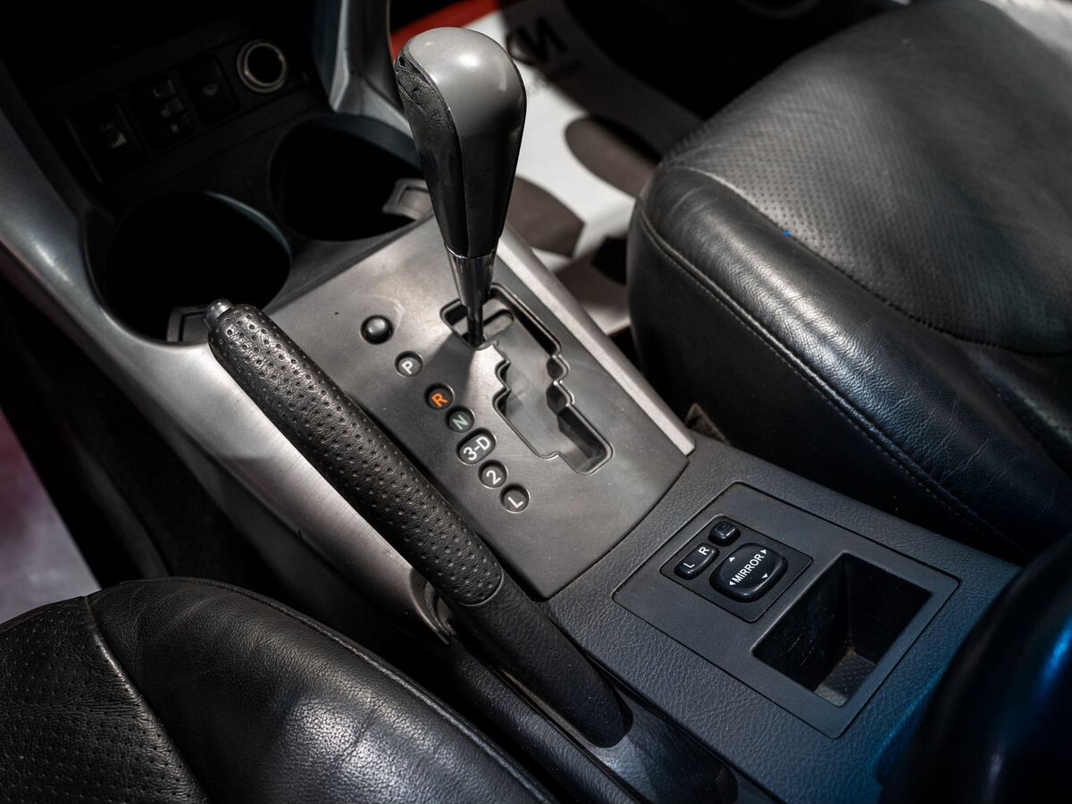 Toyota RAV4 2006 - фото автомобиля