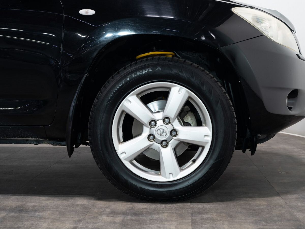 Toyota RAV4 2006 - фото автомобиля
