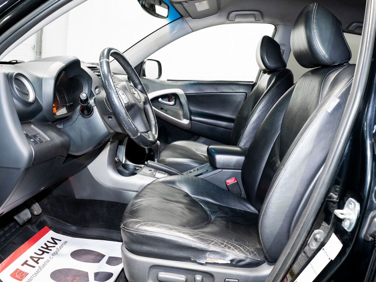 Toyota RAV4 2006 - фото автомобиля