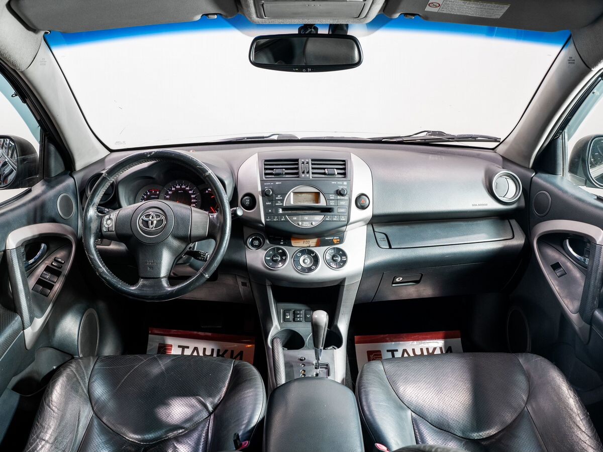 Toyota RAV4 2006 - фото автомобиля